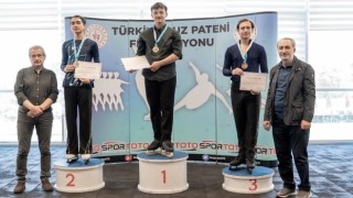 Samsunlu buz pateni sporcularından derece