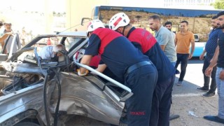 Şanlıurfada iki otomobil çarpıştı: 5 yaralı