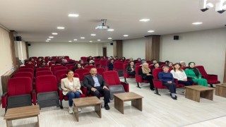 SCÜde ebelikte kariyer planlaması anlatıldı