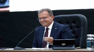 Seçer: Zafer Çarşısı ile ilgili yasaları uygulama zorunluluğumuz var