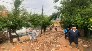 Sel Çamelinin iki mahallesini vurdu