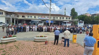 Simavda 17 hacı adayı kutsal topraklara uğurlandı