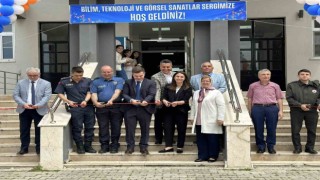 Simavda Bilim Teknoloji ve Görsel Sanatlar sergisi