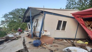 Sinopta heyelan sonrası evde büyük çapta maddi hasar oluştu