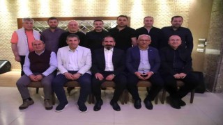 Sivassporda Mecnun Otyakmaz, yönetim kuruluna teşekkür etti