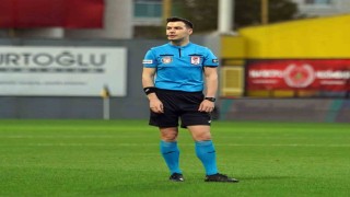 Spor Toto Süper Lig: İstanbulspor: 1 - Ümraniyespor: 0 (İlk yarı)