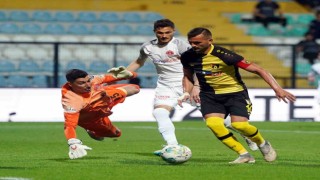 Spor Toto Süper Lig: İstanbulspor: 4 - Ümraniyespor: 0 (Maç sonucu)