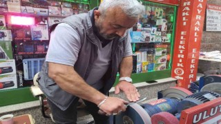 Sungurluda bıçakçılarda bileme mesaisi