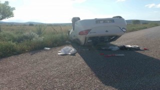 Takla atan otomobilden emniyet kemeri sayesinde burnu bile kanamadan çıktı