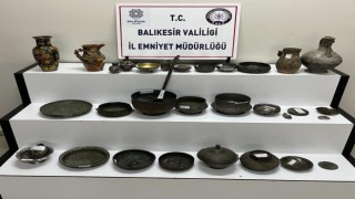 Tarihi eser operasyonunda ele geçirilenler polisi bile şaşırttı