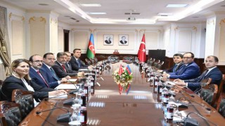 Tarım ve Orman Bakanı Yumaklı, Azerbaycanlı mevkidaşı Mammadov ile bir araya geldi