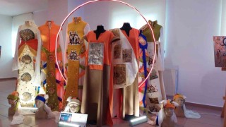 Tekstil atıklarını Cumhuriyetin 100. Yılı için özel koleksiyona dönüştürdüler