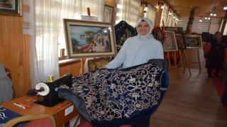 Tosyada Halk Eğitimi Merkezi kursiyerleri el sanatları ürünleri ile göz doldurdu