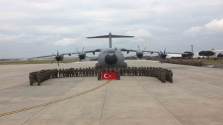Türk askerinden Kosovaya takviye sürüyor