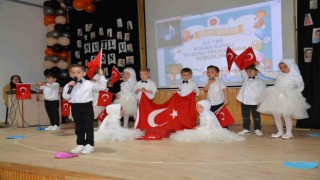 Türkelide 4-6 yaş Kuran Kursu öğrencilerinden yıl sonu gösterisi