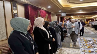 Türkiyeden gelen hacıların yaş ortalaması 62 oldu