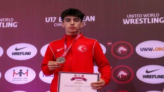 U17 Avrupa Güreş Şampiyonasında millilerden 14 madalya