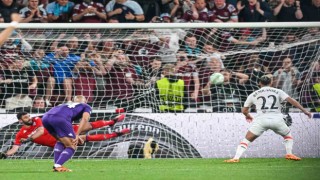UEFA Avrupa Konferans Ligi şampiyonu West Ham United