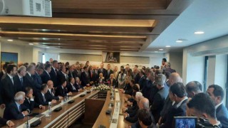 Ulaştırma ve Altyapı Bakanlığında devir teslim töreni gerçekleştirildi