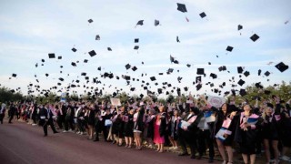 Uludağ Üniversitesinde mezuniyet coşkusu