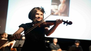 Ümraniye Belediyesi müzik akademisi öğrencilerinden yıl sonu konseri