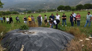 Üreticilere uygulamalı organik kompost yapımı eğitimi verildi