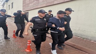 Uyuşturucu tacirleri tutuklandı