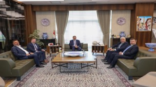 Vali Çelik, Fatih Çalışkan ve Hüseyin Doğan ile görüştü