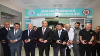 Vali Türker Öksüz, Onkoloji Servisinin açılışını yaptı