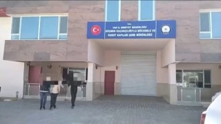 Vanda göçmen kaçakçılığı operasyonu