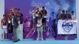 Vanlı öğrenciler ‘Okul Sporları Triatlon Türkiye Şampiyonasına damga vurdu