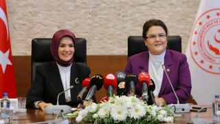 Yanık, görevini törenle yeni Bakan Göktaş’a devretti