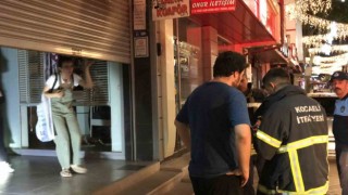 Yeni dükkan açacaklardı, iş hanında mahsur kaldılar