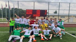 Yeniköyspor şampiyonluğa göz kırptı