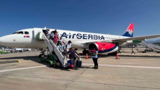 Yılın ilk Sırp turist kafilesi Gazipaşa-Alanya Havalimanına geldi