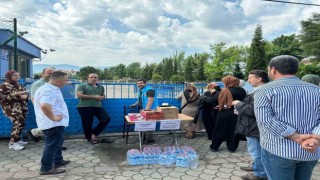 YKSye giren öğrencilerin emanetlerini ücretsiz şekilde kabul ettiler