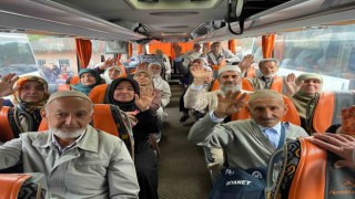 Yozgatta 150 hacı adayı dualarla kutsal topraklara uğurlandı