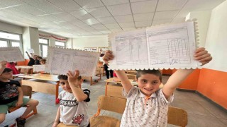 Yüksekovada karne heyecanı