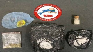 Yunus timlerinden uyuşturucuya geçit vermiyor