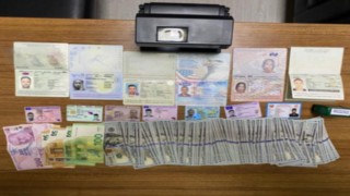 Yurt dışına sahte pasaport gönderen 3 kişi yakalandı