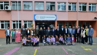 ZBEÜden “Bir Kitap Bir İnsan 2” kampanyası