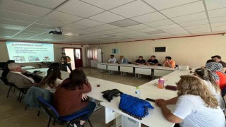 112 çalışanları yurt çalışanlarına ilk yardım eğitimi verdi