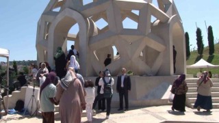 15 Temmuz günü vatandaştan 15 Temmuz Şehitler Anıtına yoğun ilgi