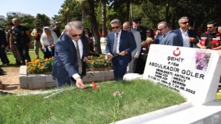 15 Temmuzun 7. yıl dönümünde şehitler Antalyada da mezarı başında anıldı