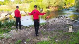 17 gündür kayıp olan Korhan Berzeg, görüldüğü iddia edilen Gönen Çayı ve çevresinde aranıyor