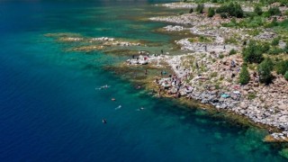 2. Van Denizi Yüzme Festivali, Nemrut Krater Gölünde yüzme etkinliğiyle sürüyor