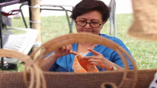 600 kadının el emeği ürünü bu fuarda sergileniyor