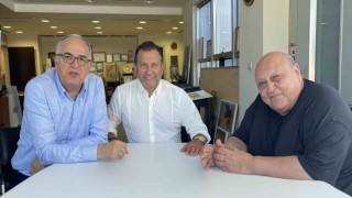 Abdullah Kiğılı, TVF Başkanı Mehmet Akif Üstündağı başarılarından dolayı kutladı