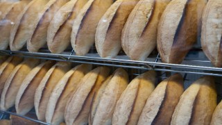 Adana'da ekmek 7.5 TL oluyor