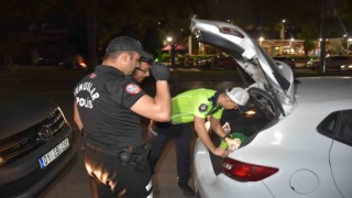 Adanada huzur ve güven uygulaması:53 şahıs yakalandı